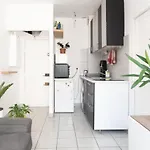 Bright Apartment Close To The Buttes Chaumont